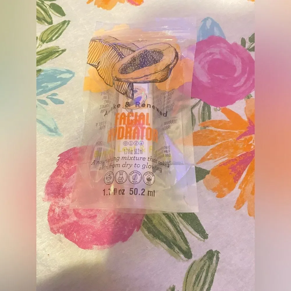 🛍️ Brand: Bolero Beverly Hills Awake & Renewed Facial hydrator 1.7FLOZ 💥